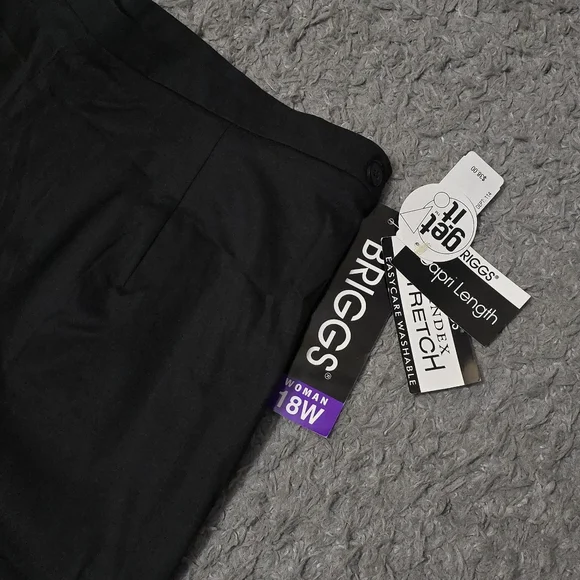 Briggs Women's 18W Black Capri Cropped Pants Stretch NWT Business Casual Preppy - Picture 4 of 10